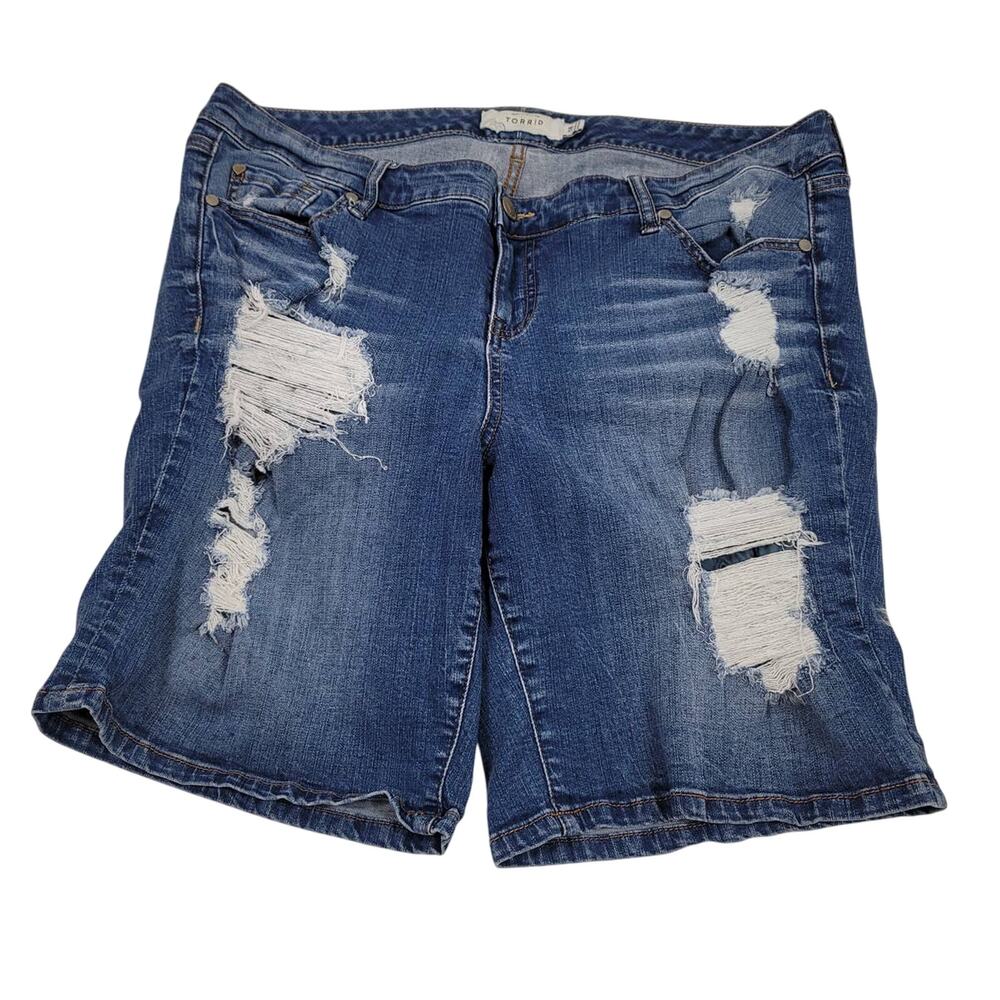 Torrid Bermuda Length Distressed Whiskering Women's Denim Shorts 18